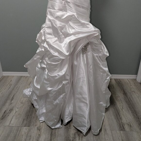 Maggie Sottero Fiorella - Picture 7 of 8